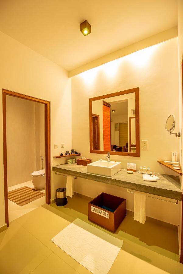 The Residence Hikkaduwa Bagian luar foto